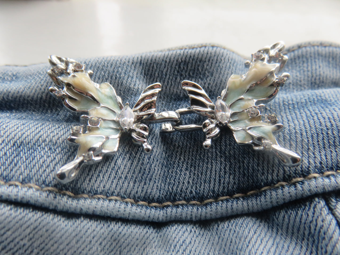 Zirconia Butterfly Waist Buttons