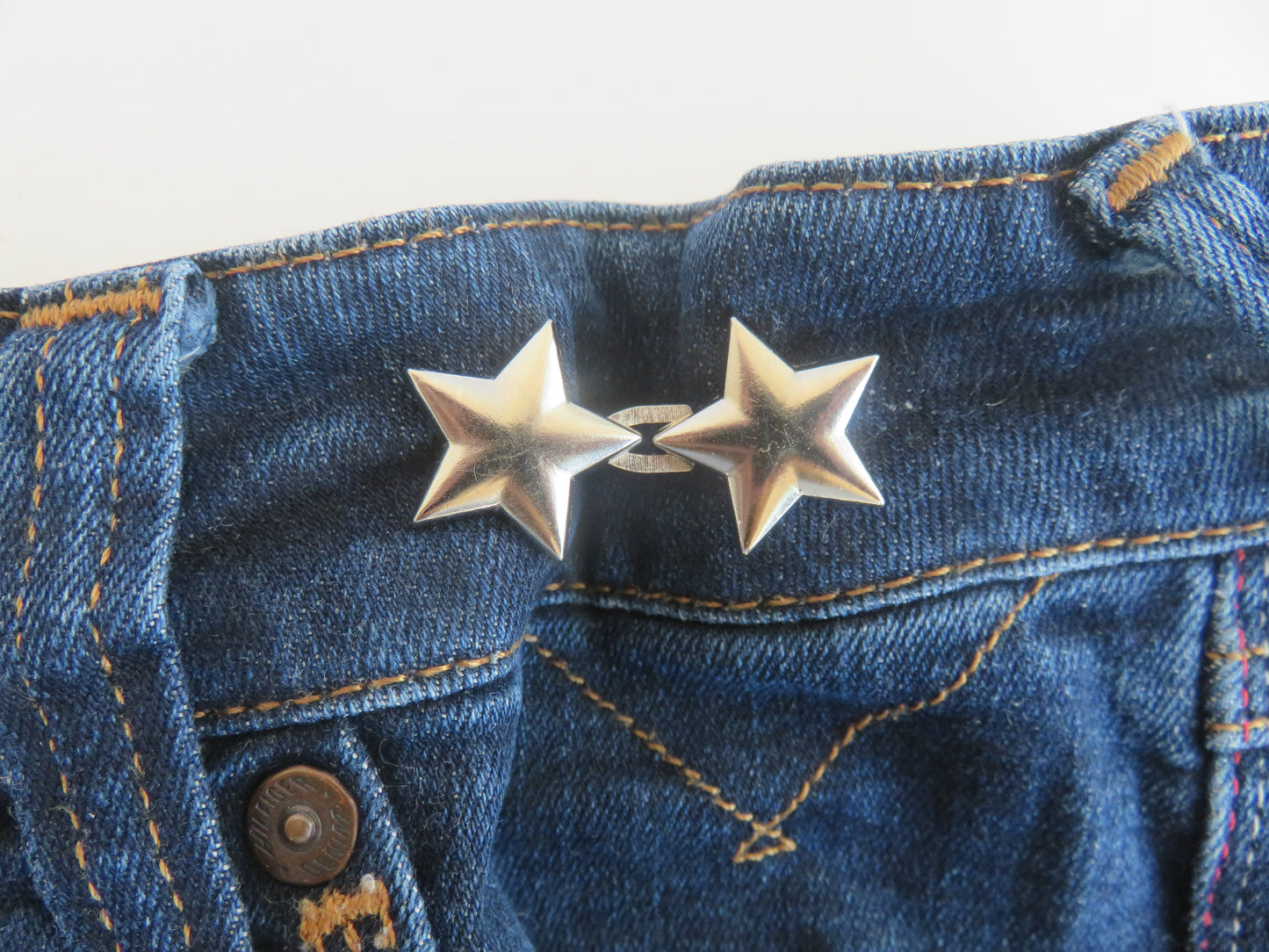 Star Waist Buttons (Various Colors Available)