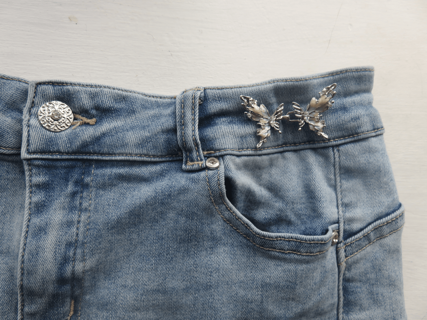Zirconia Butterfly Waist Buttons