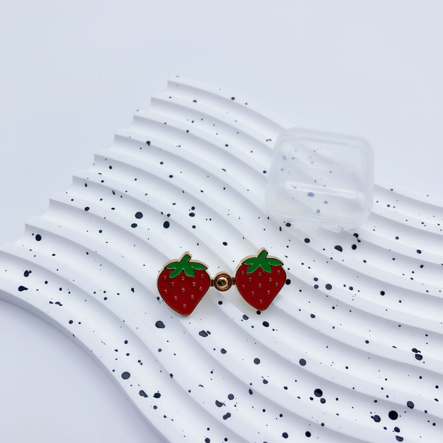 Strawberry Waist Buttons