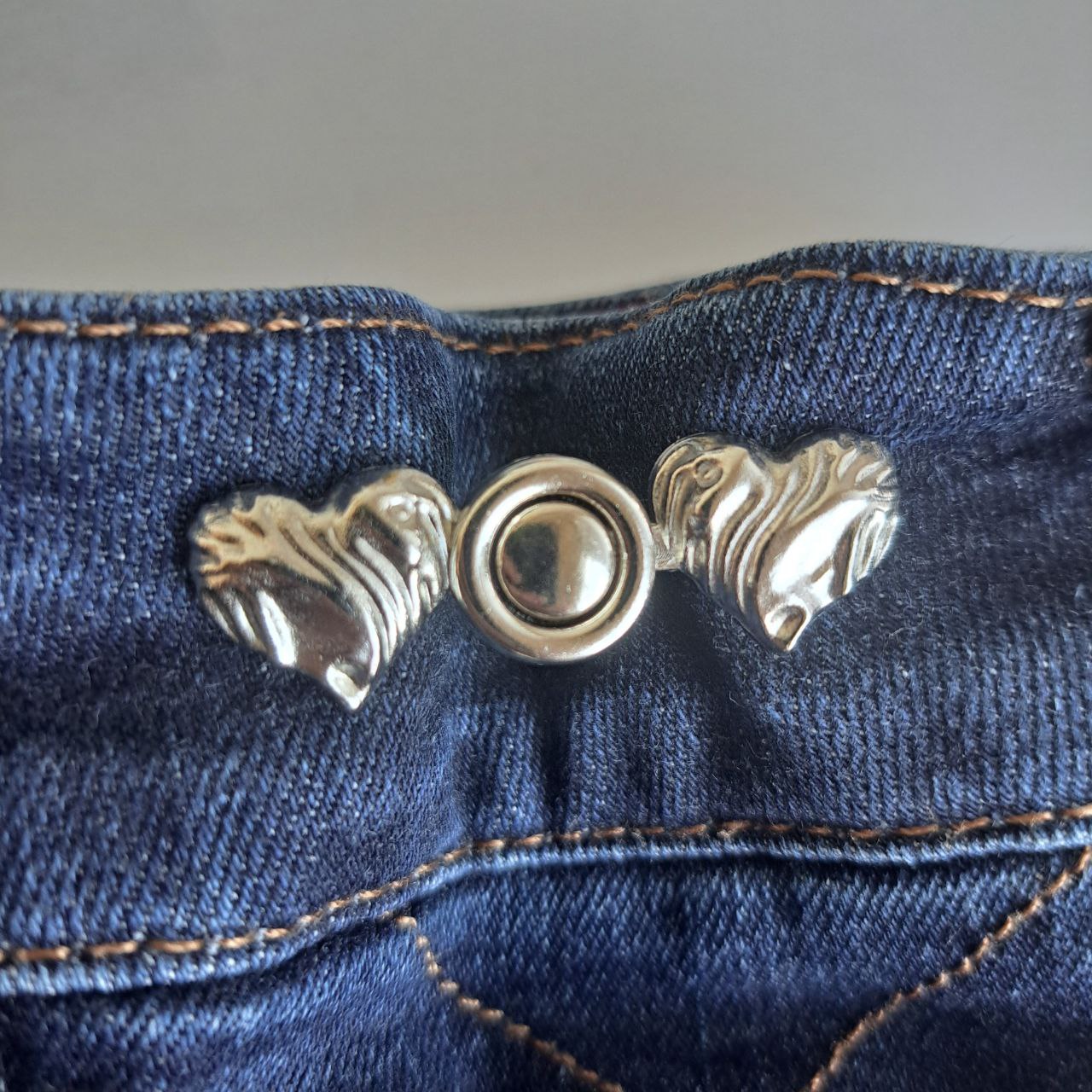 Silver Heart Waist Buttons