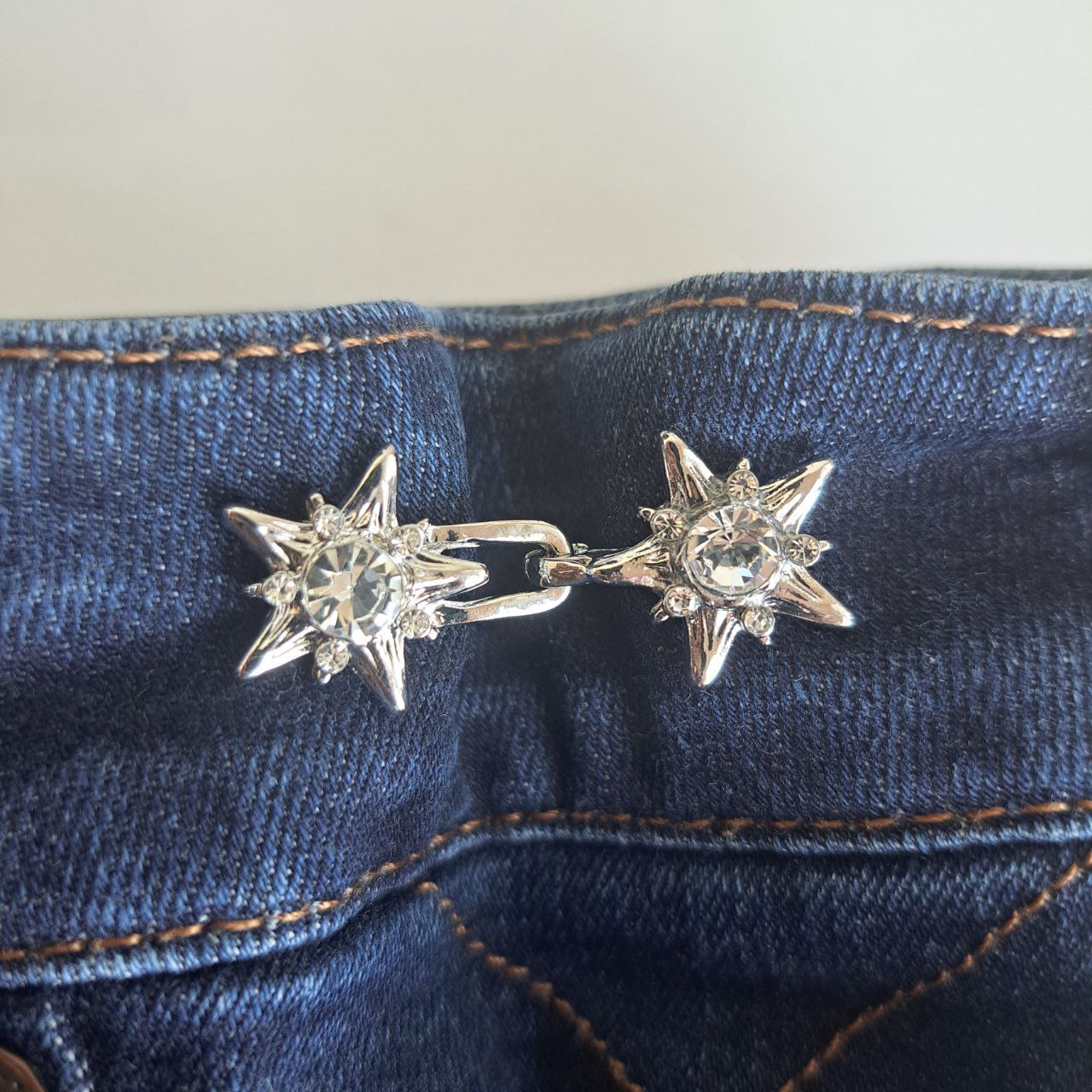 Five-Pointed Zircon Star Waist Buttons