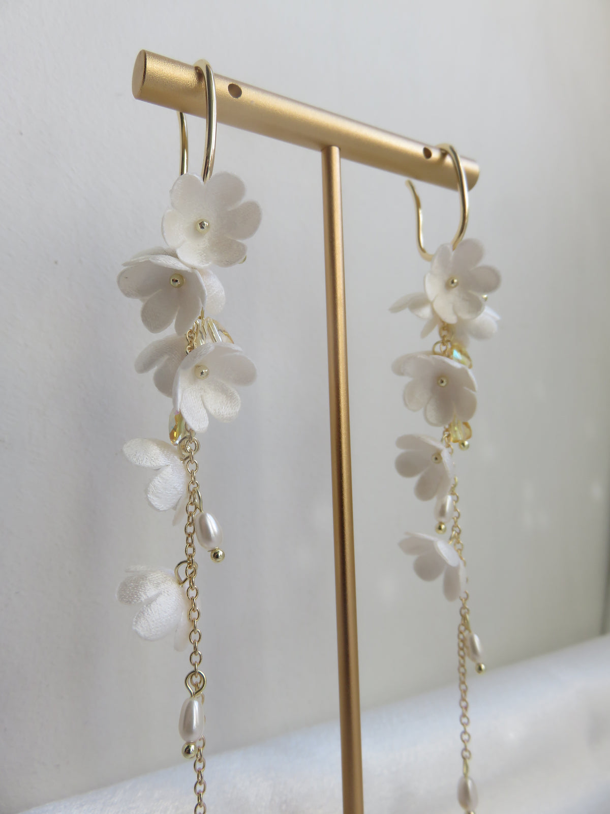 Gold White Floral Non-Piercing Tassel Earrings — view 6