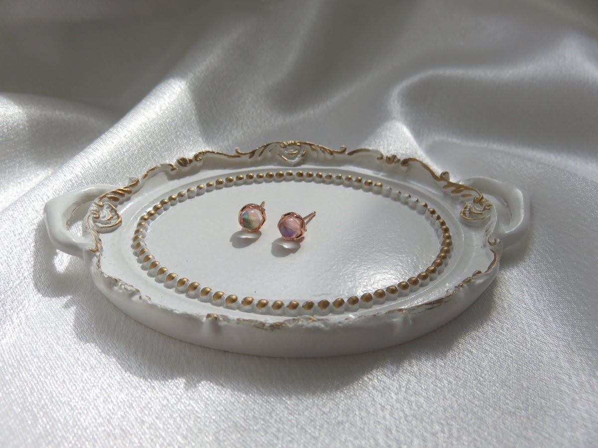 Little prices. Big sparkle.