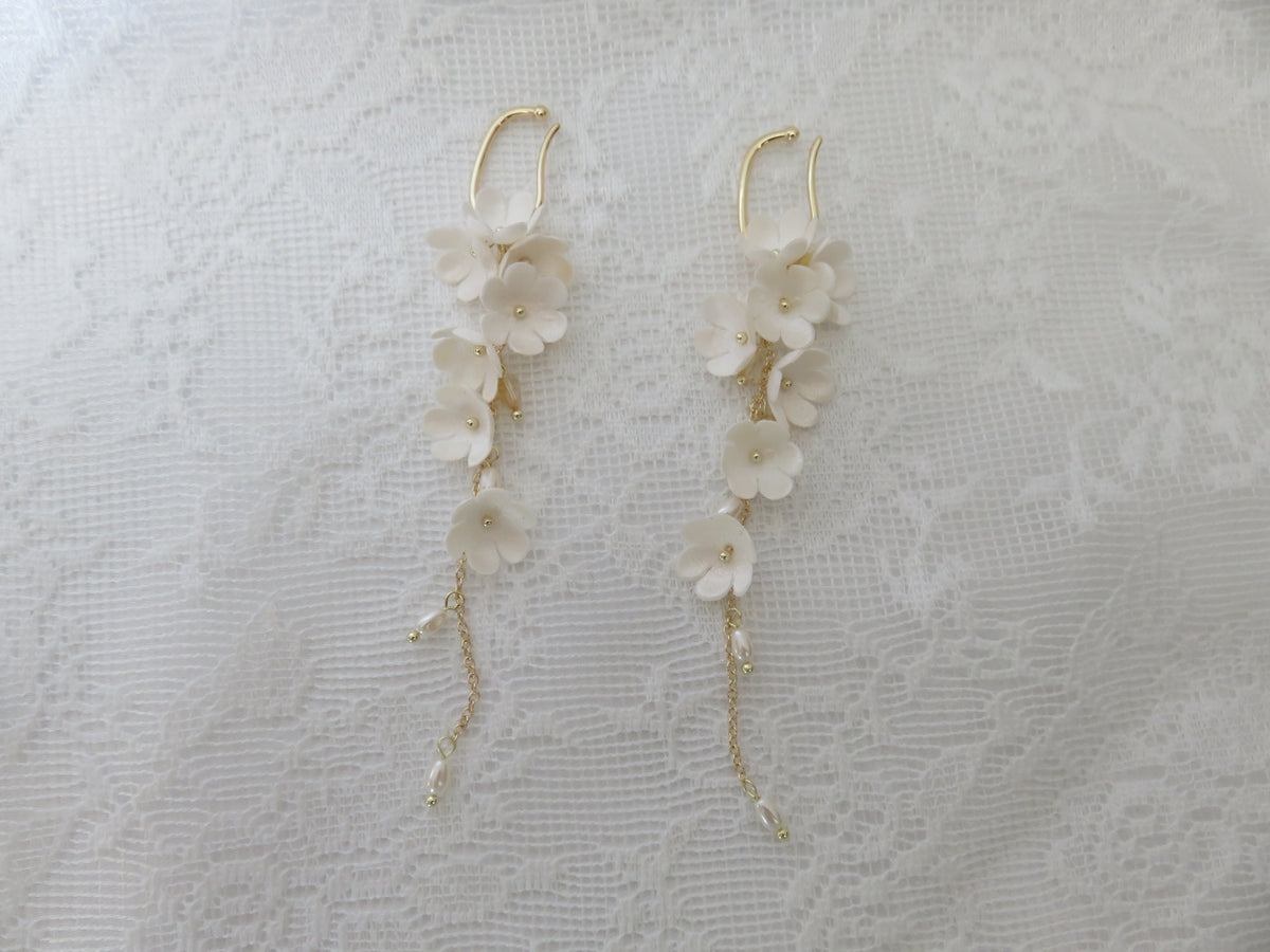 Gold White Floral Non-Piercing Tassel Earrings