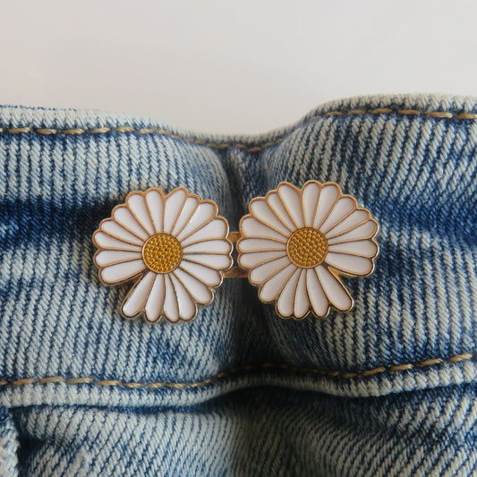 Flower Waist Buttons (Various Colors Available)