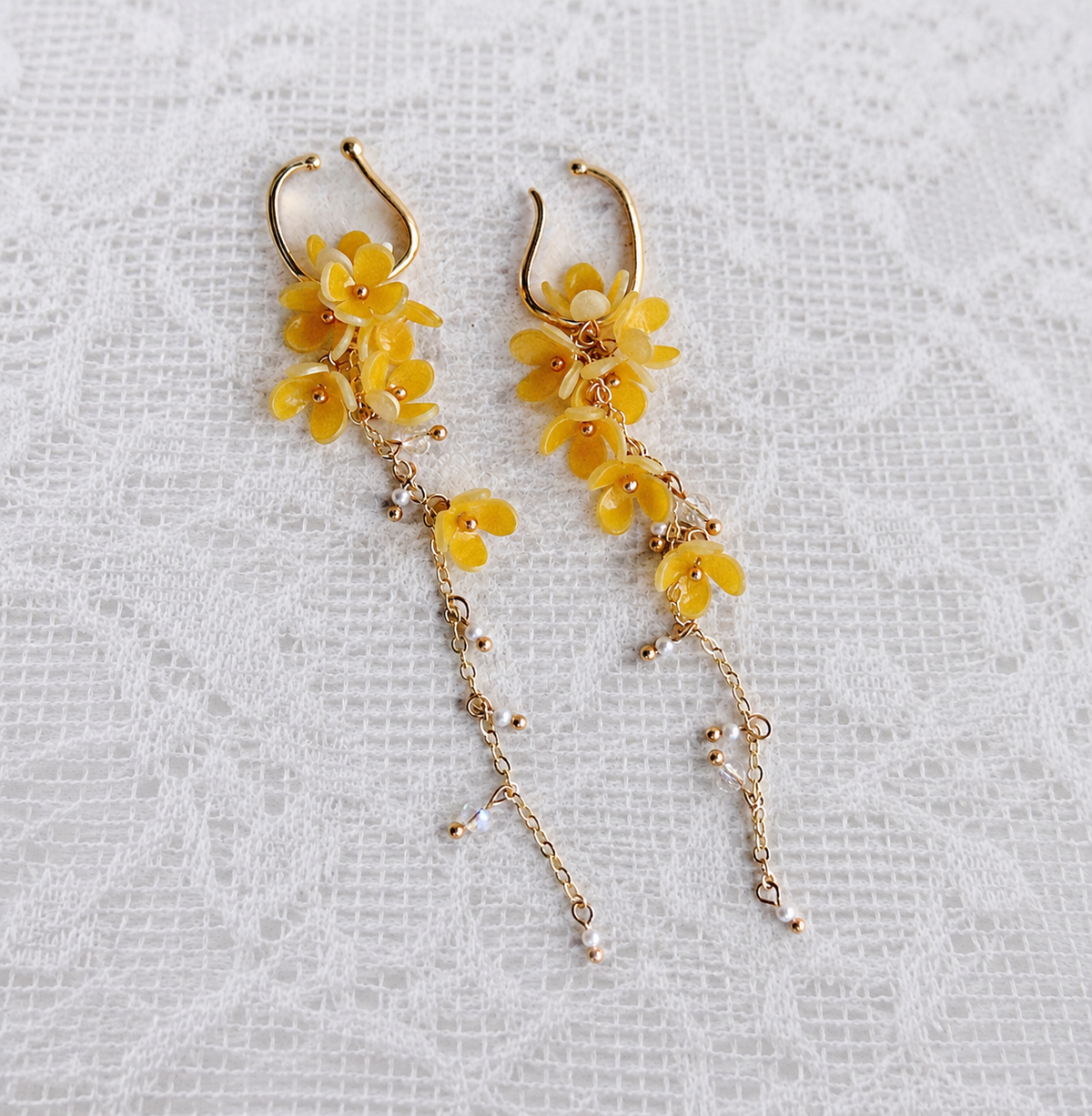 Yellow Gold Floral No-Piercing Tassel Ear Cuffs Earrings